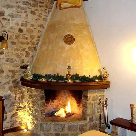 To Patriko Tou Psillou Pensionat 3*